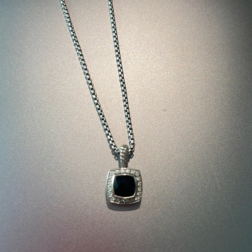 DAVID YURMAN: Petite Albion Pendant Necklace